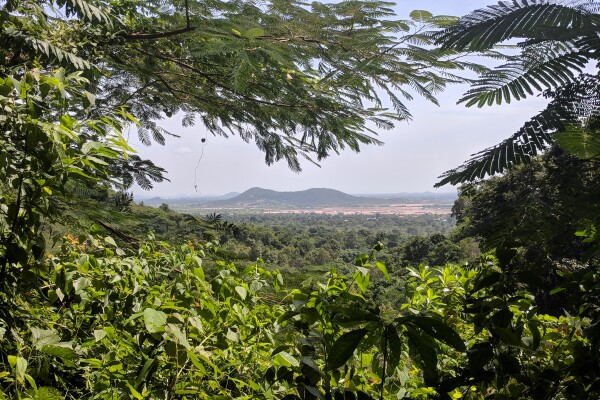 Cave temples and coastal paths at Kep…