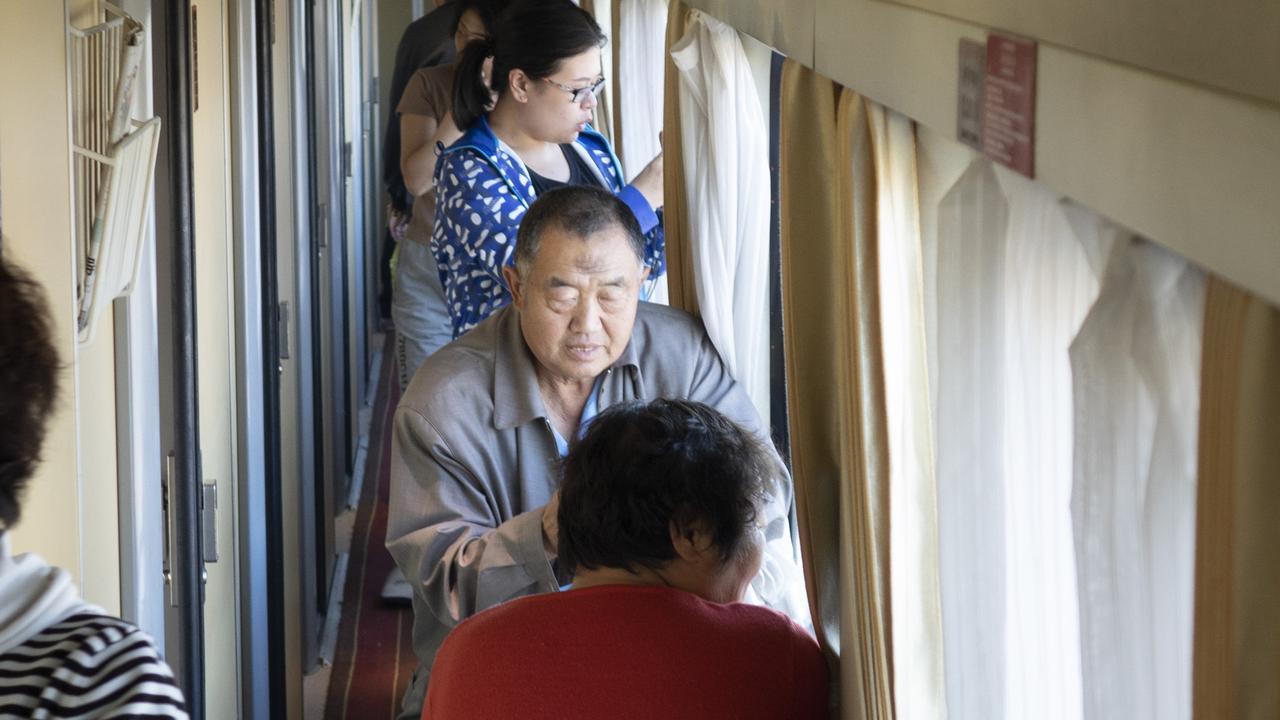 Beijing to Lhasa train