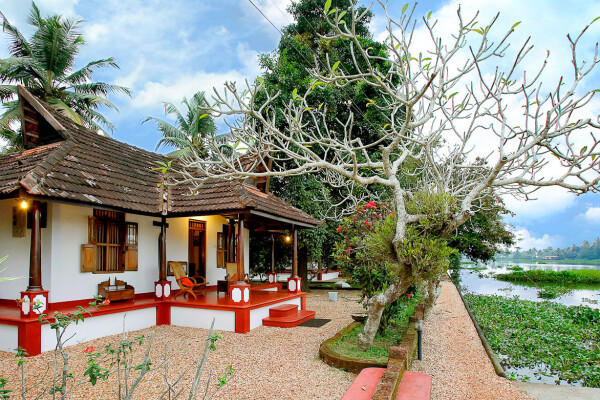 Chambal Safari Lodge