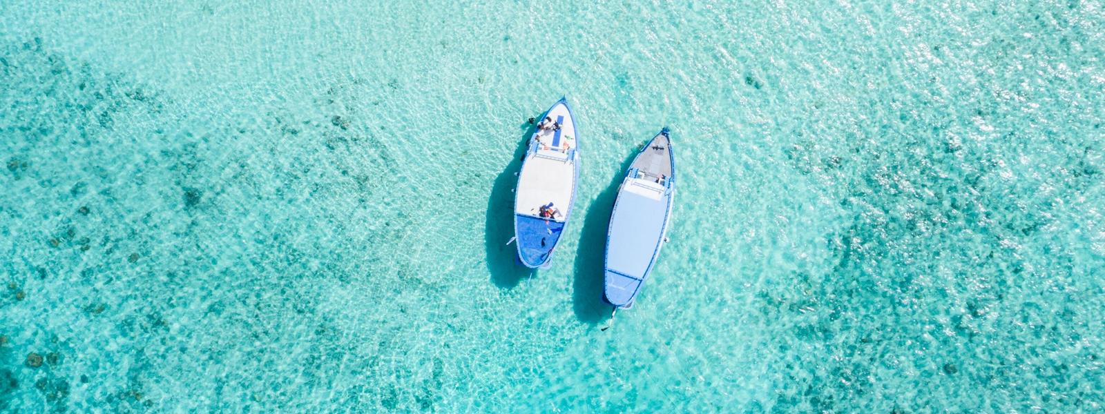 Maldives paddle boarding