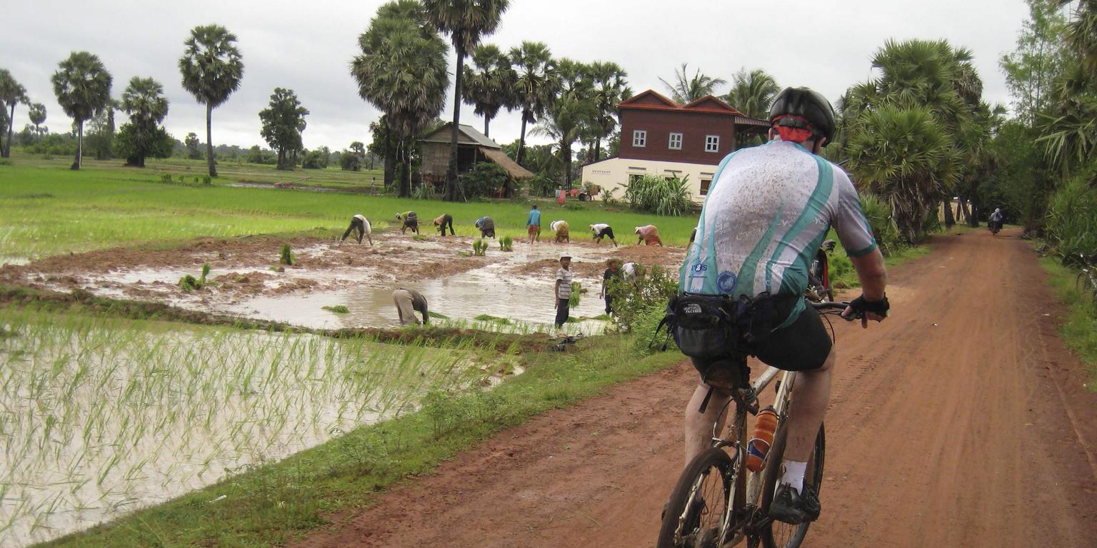 cycling cambodia