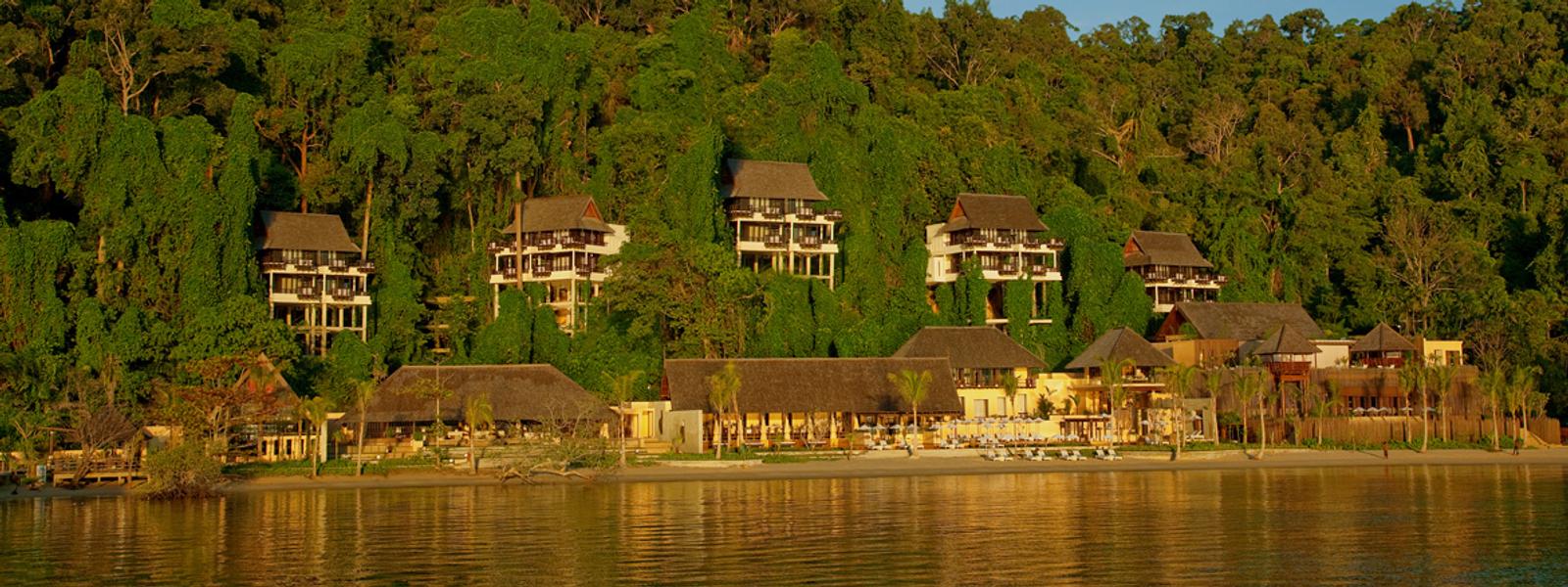 Gaya island resort villas