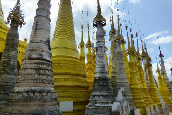 Phaung Daw Oo Pagoda Festival
